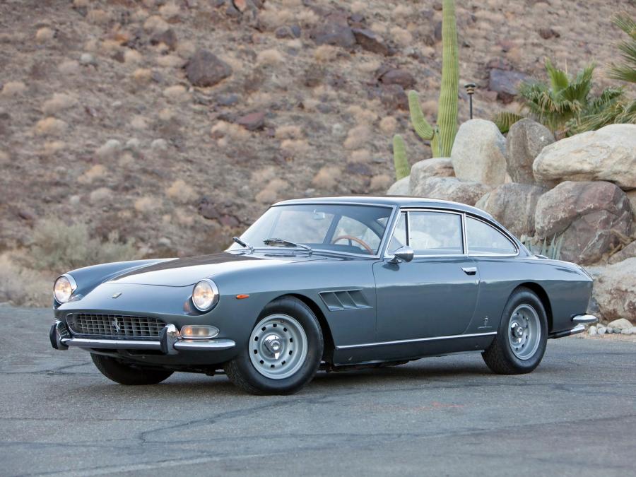  Ferrari 330 GT 2+2 (Series II) 1965 года  (фото 40 из 43)